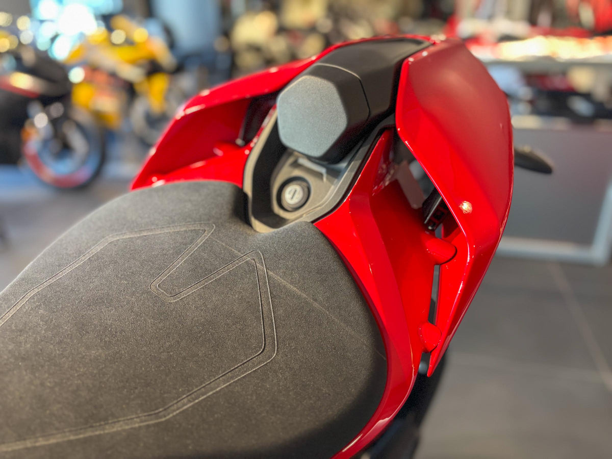 Ducati Panigale V4 S