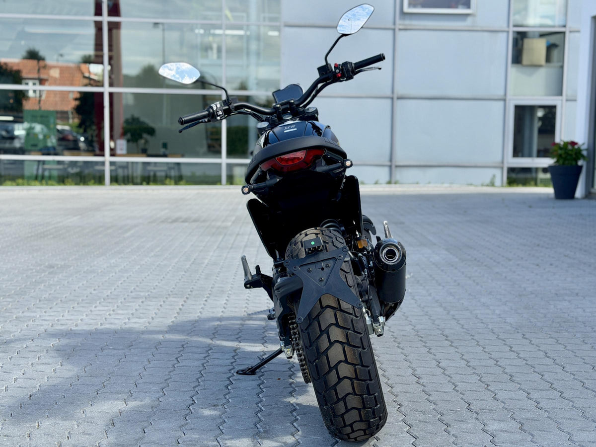 Ducati Scrambler Full Throttle