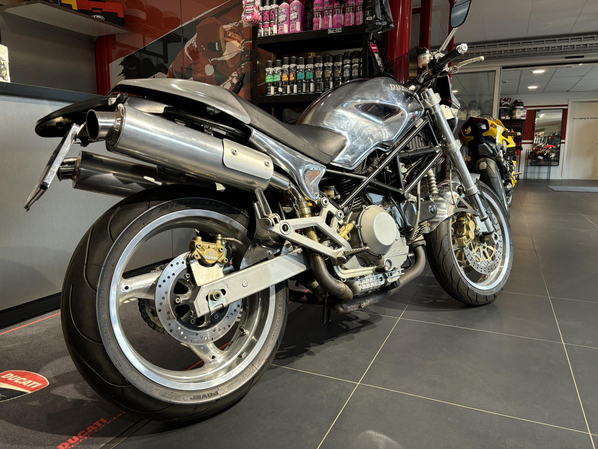 Ducati Monster 900 Cromo