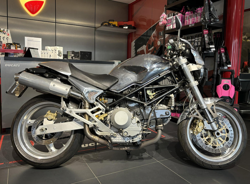 Ducati Monster 900 Cromo