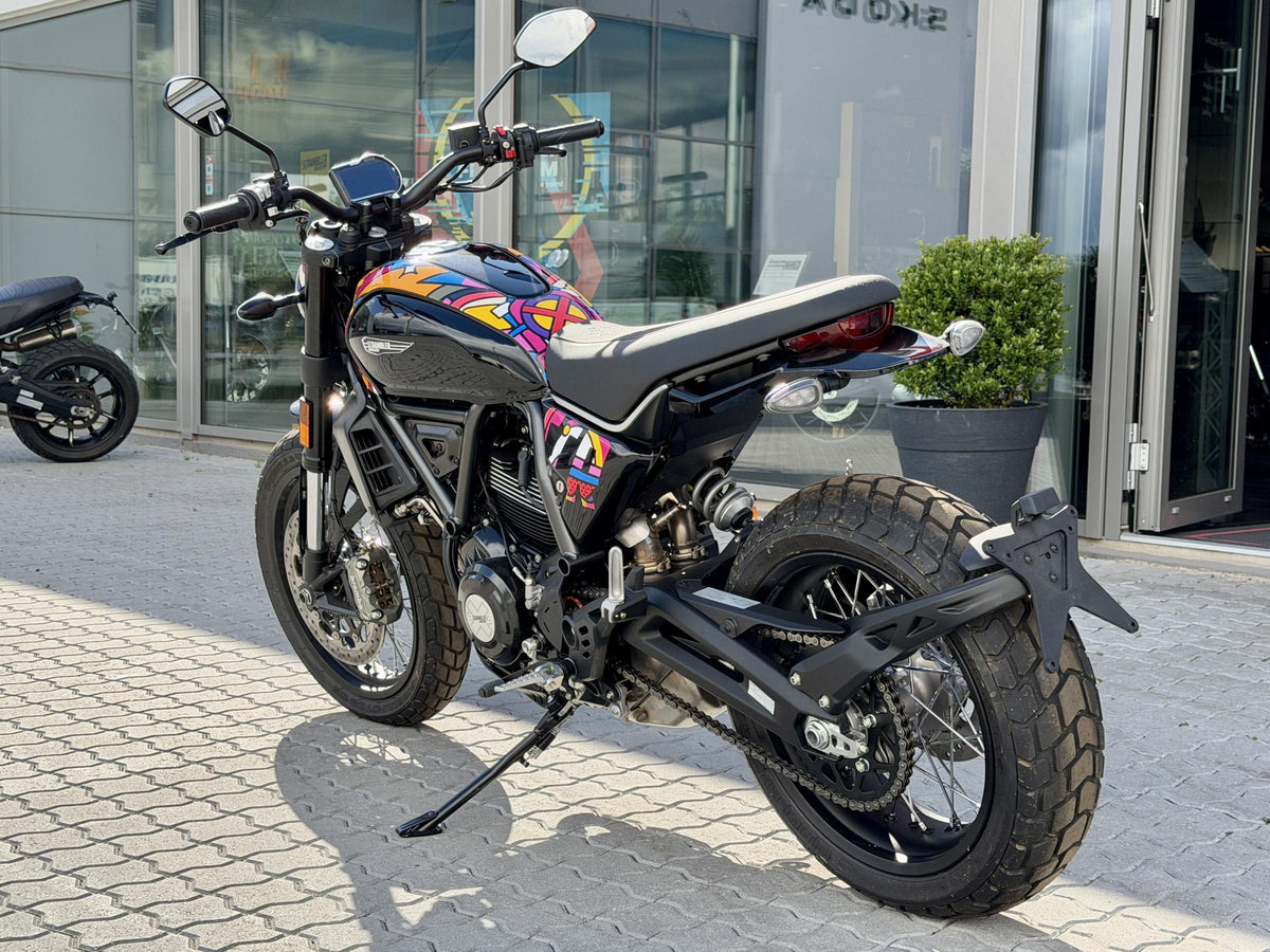 Ducati Scrambler Icon Van Orton 1/50