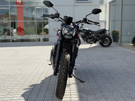 Ducati Scrambler Icon Van Orton 1/50