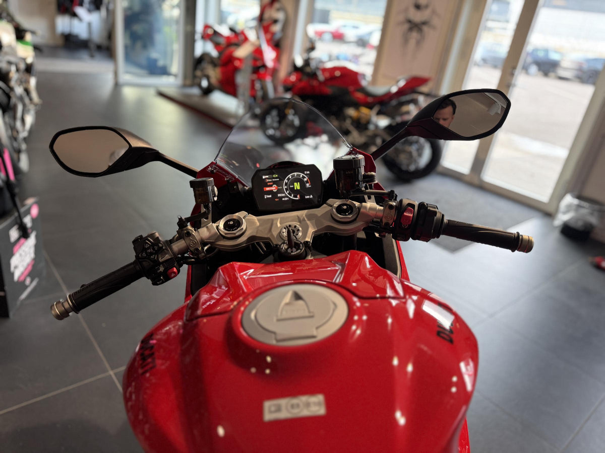 Ducati Panigale V2