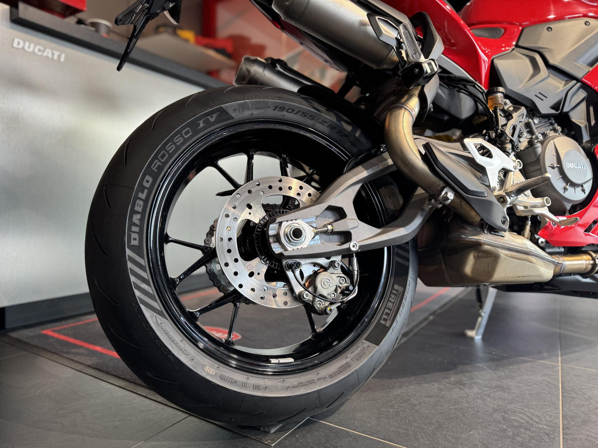 Ducati Panigale V2