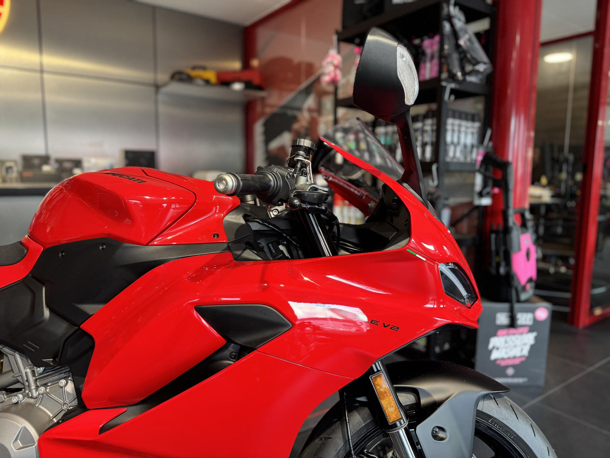 Ducati Panigale V2