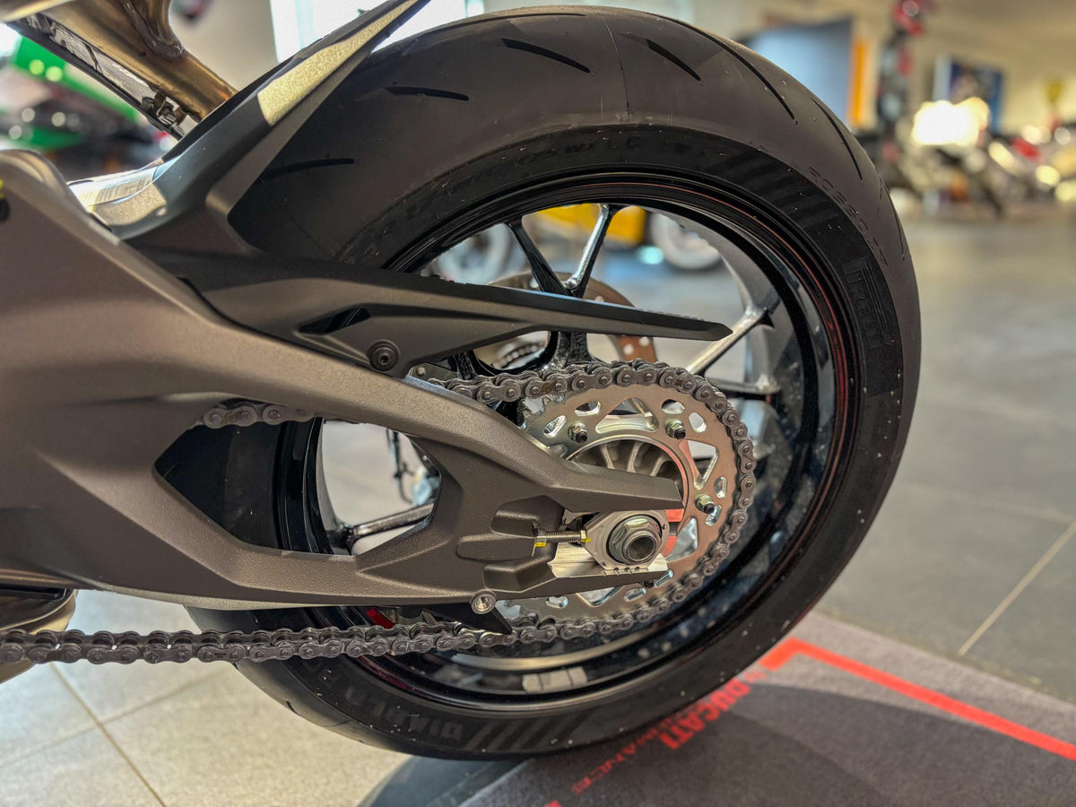 Ducati Panigale V2 S