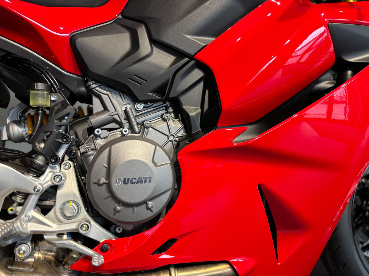 Ducati Panigale V2 S