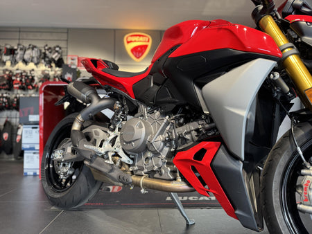 Ducati Streetfighter V2 S
