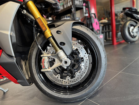 Ducati Streetfighter V2 S