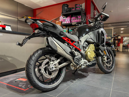 Ducati Multistrada V4 S Radar