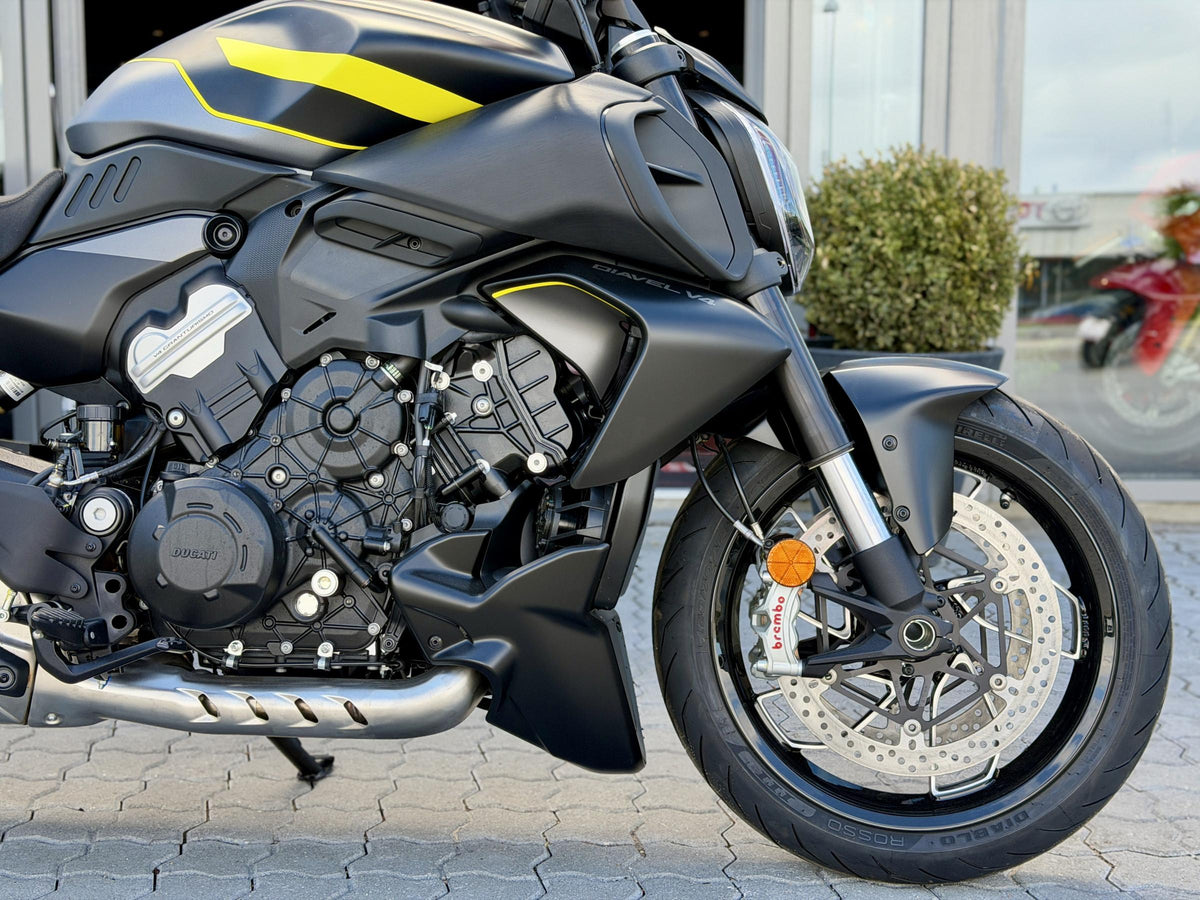 Ducati Diavel V4