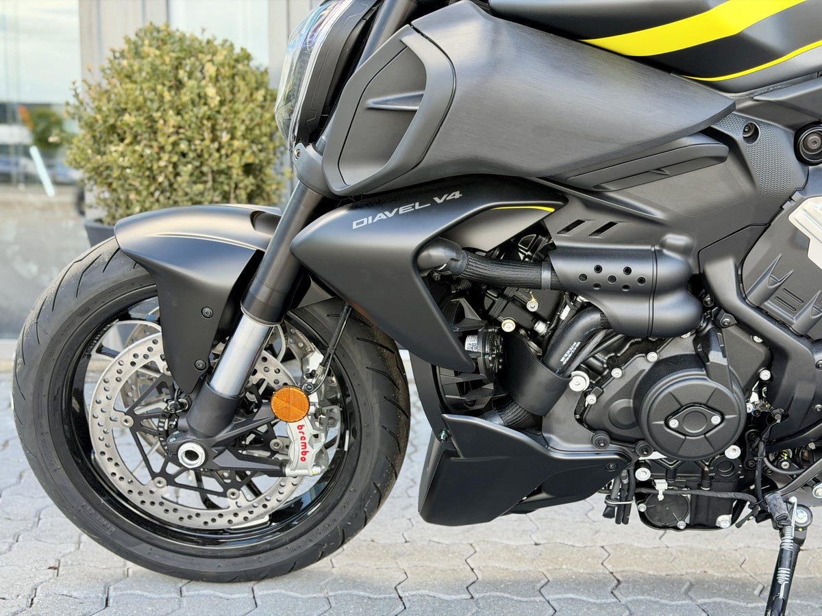 Ducati Diavel V4