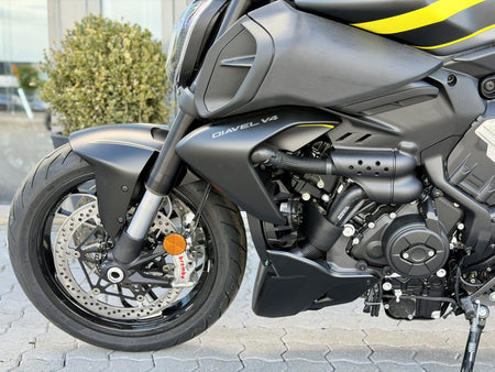 Ducati Diavel V4