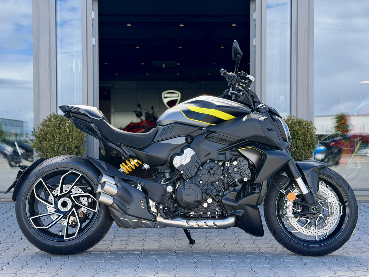 Ducati Diavel V4