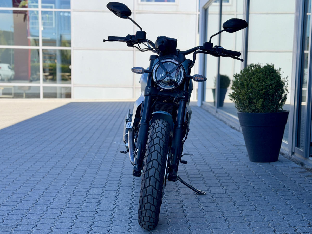 Ducati Scrambler Icon Jada Green