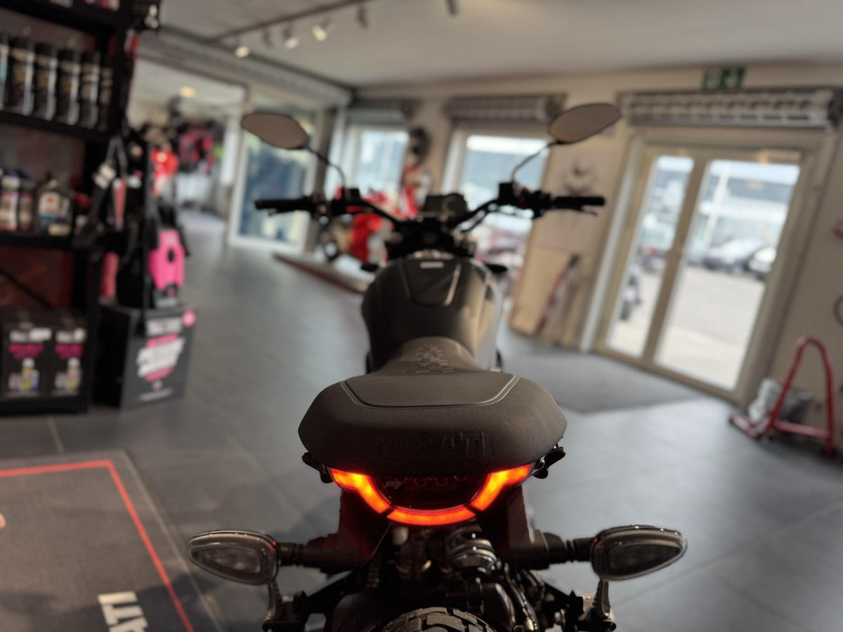 Ducati Scrambler Icon Dark Black Edition