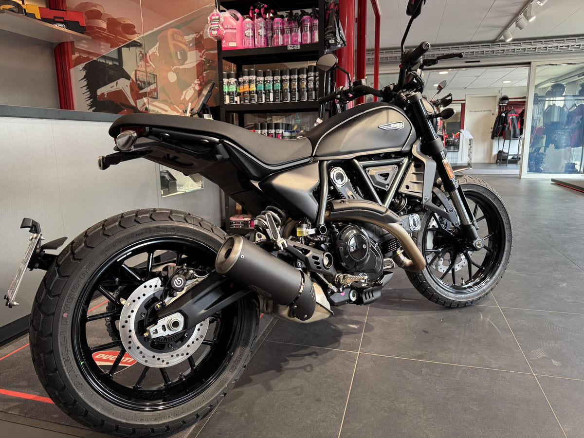 Ducati Scrambler Icon Dark Black Edition
