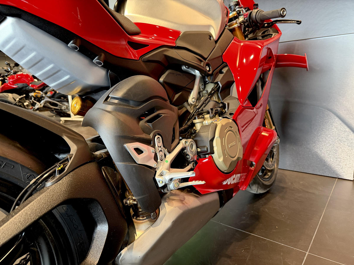 Ducati Panigale V4 R