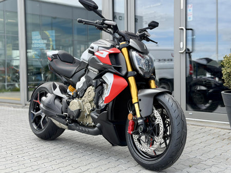 Ducati Diavel V4 RS