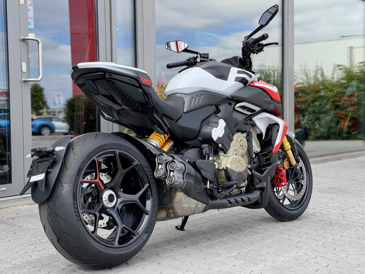 Ducati Diavel V4 RS