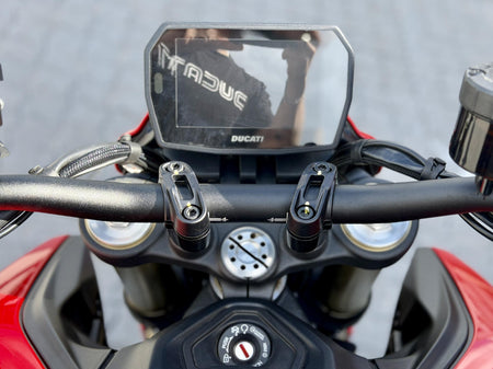 Ducati Hypermotard V2