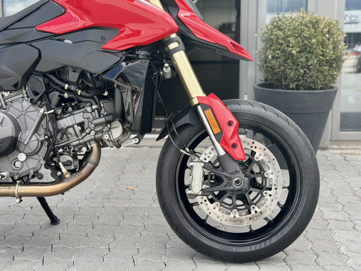 Ducati Hypermotard V2