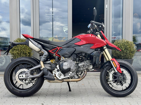 Ducati Hypermotard V2