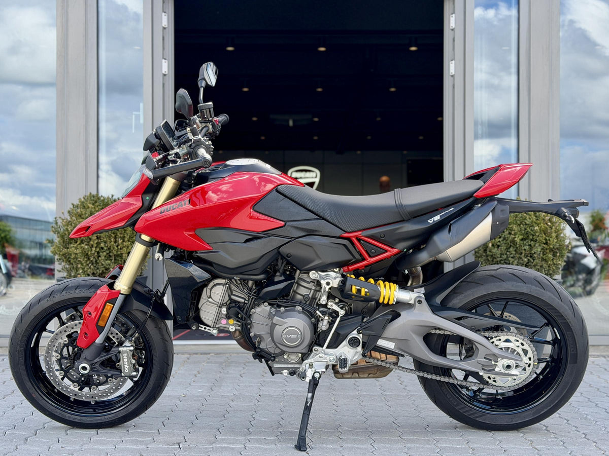 Ducati Hypermotard V2