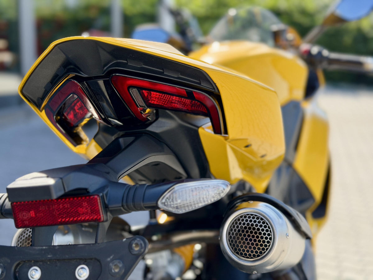 Ducati Panigale V2 S