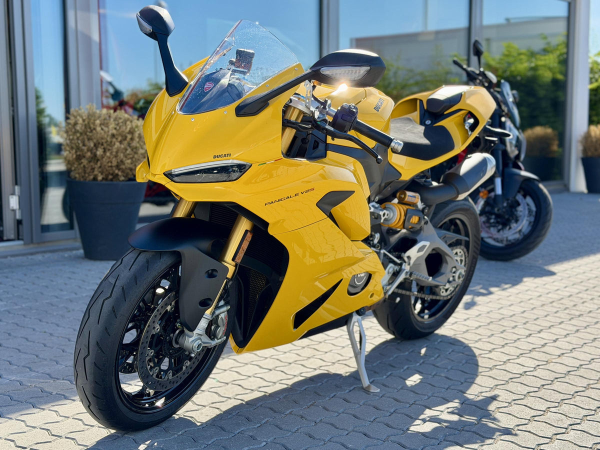 Ducati Panigale V2 S
