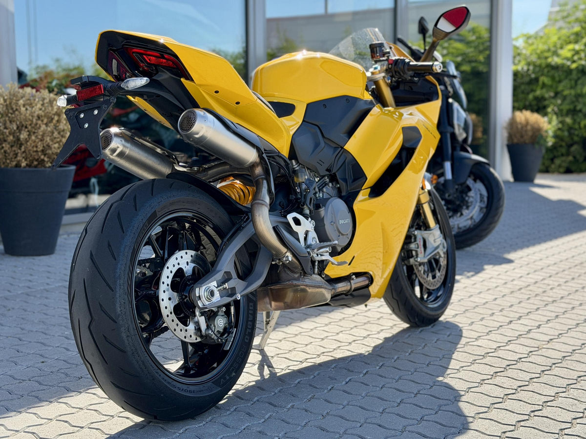 Ducati Panigale V2 S