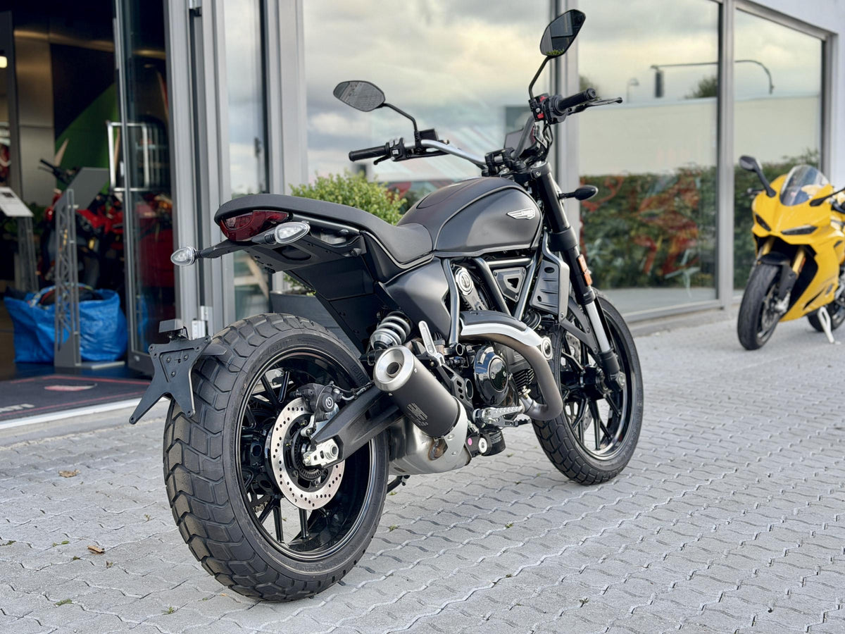 Ducati Scrambler Icon Dark