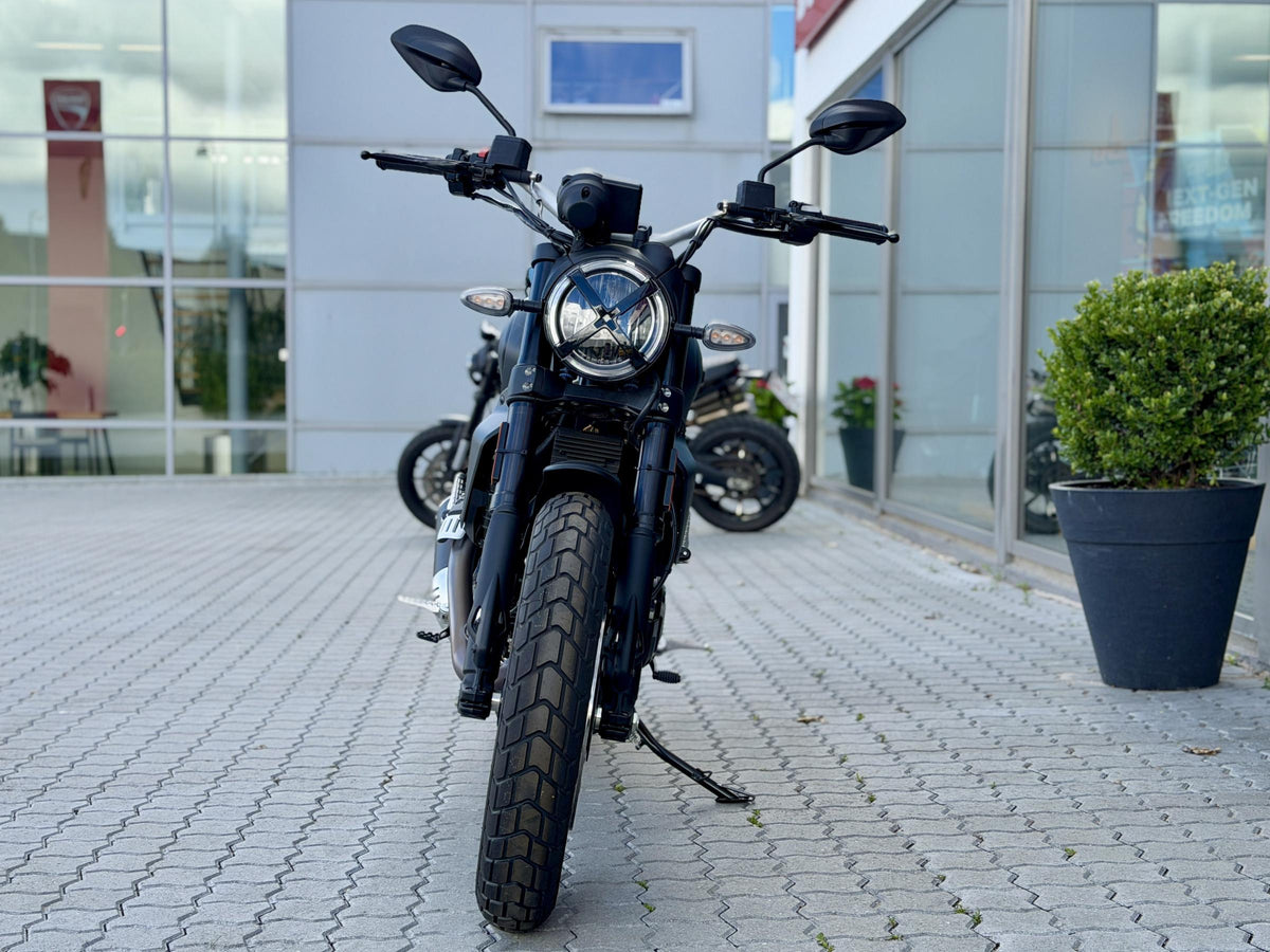 Ducati Scrambler Icon Dark