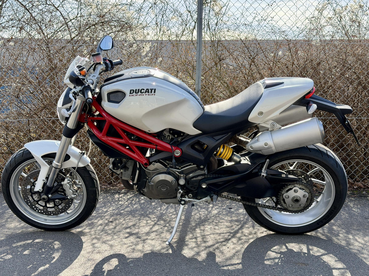 Ducati Monster 1100