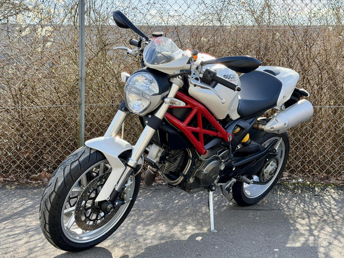 Ducati Monster 1100
