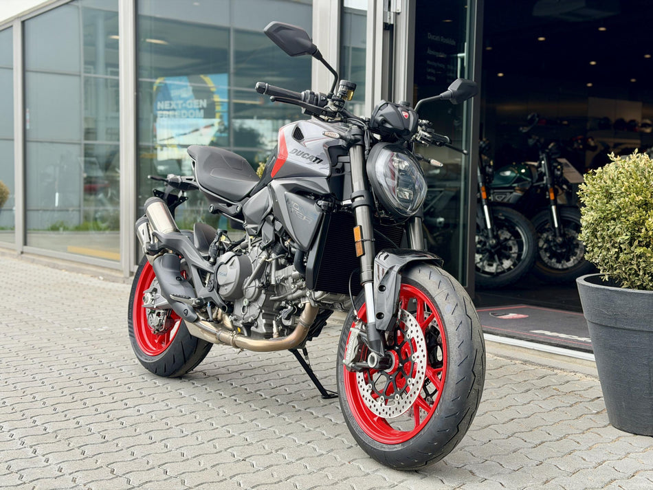 Ducati Monster