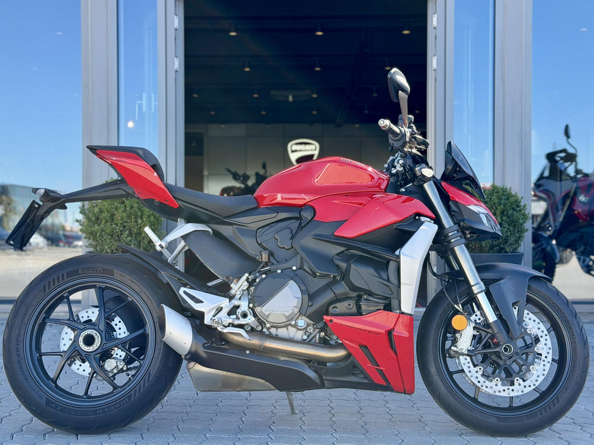Ducati Streetfighter V2