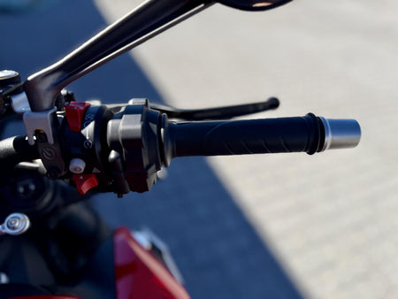 Ducati Streetfighter V2