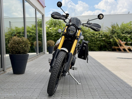 Triumph Scrambler 1200 XE