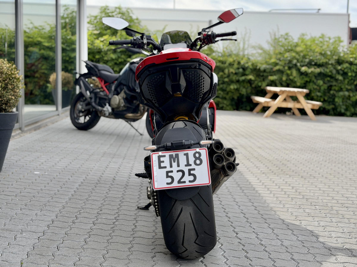 Ducati Diavel V4