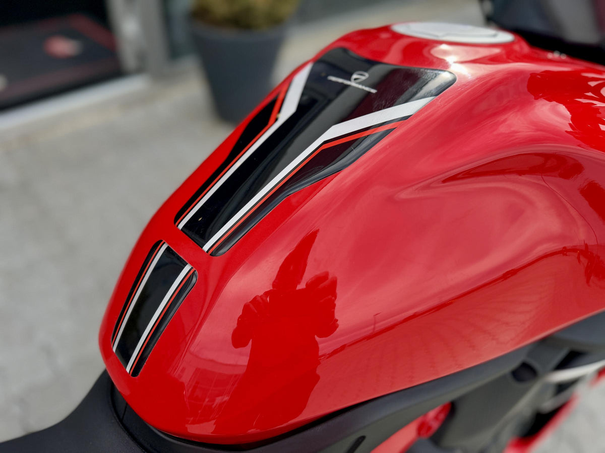 Ducati Diavel V4
