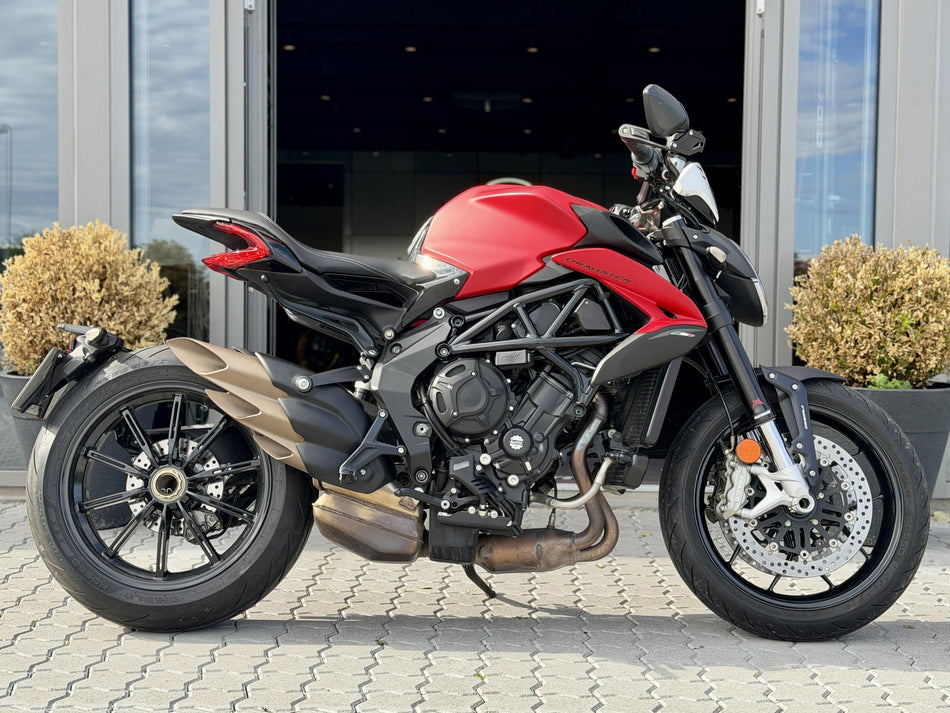 MV Agusta Dragster 800