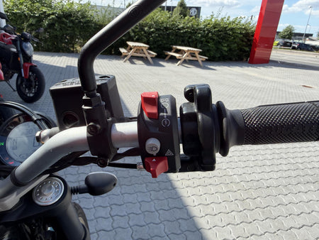Ducati Scrambler Icon Dark