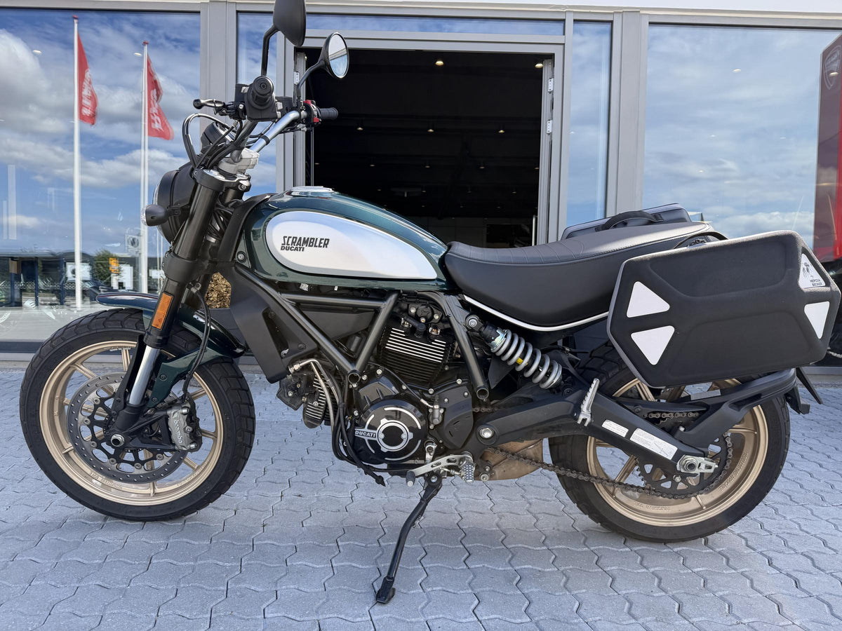 Ducati Scrambler Icon Dark