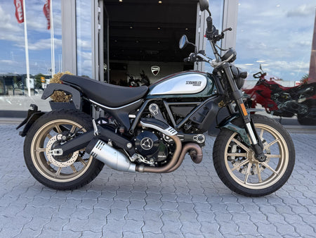 Ducati Scrambler Icon Dark