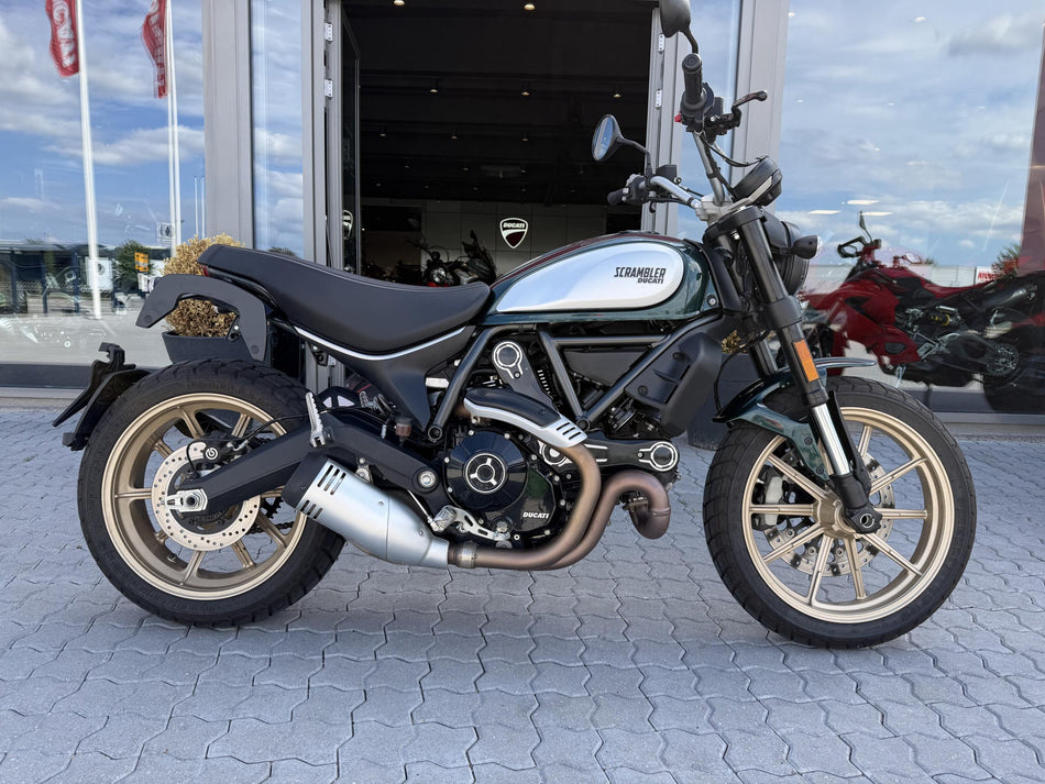 Ducati Scrambler Icon Dark