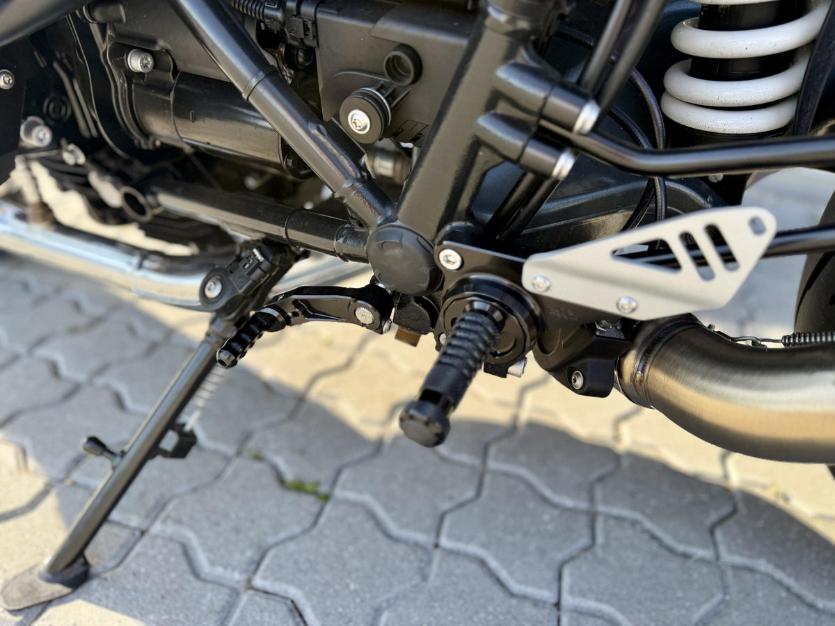 BMW R NineT