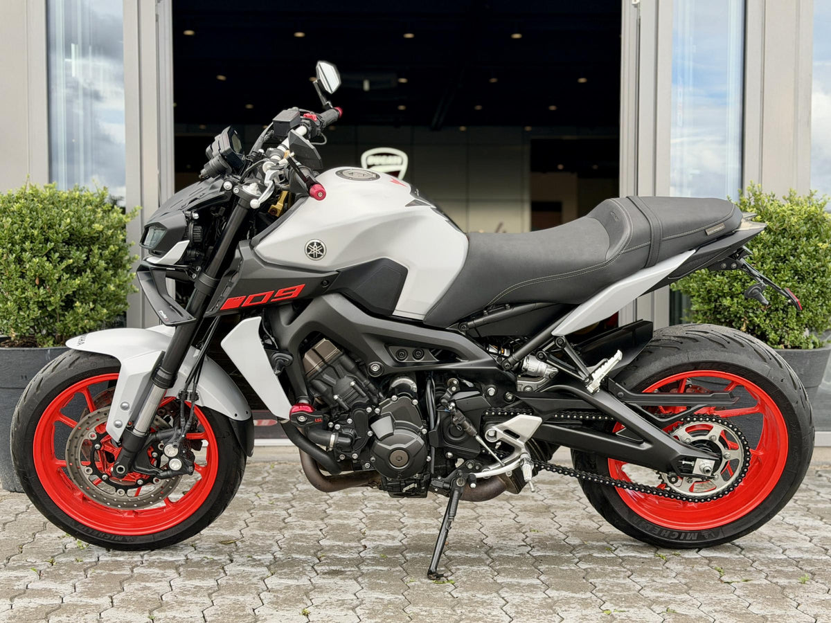 Yamaha MT-09