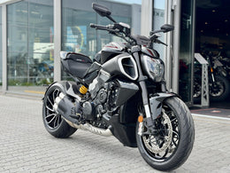Ducati Diavel V4
