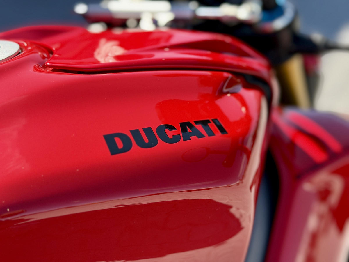 Ducati Streetfighter V4 S